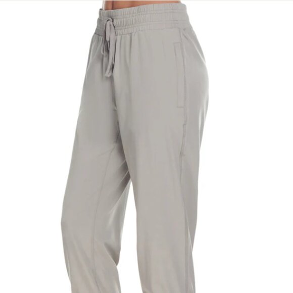 Women's Kyodan Capris Pants with Bottom Tie Hem - Picture 2 of 9